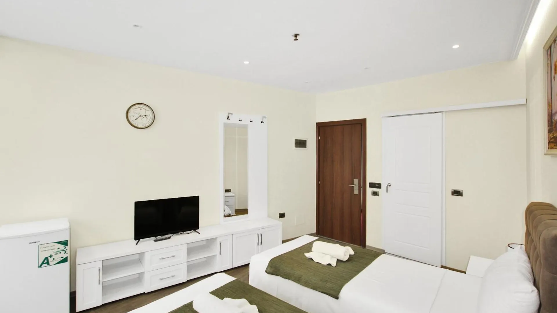 Rezidence Tredi City Center Tirana Hotel