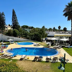 Aparthotel Santa Teresinha ***